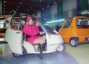 <あのころ>電気自動車もお目見え 55年前の10月30日