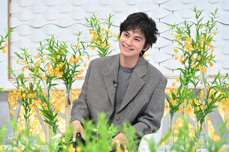 北村匠海は「光り輝いていた」小栗旬が語った15年前の初対面エピソードに本人もびっくり「アンサーだ!」【日曜日の初耳学】