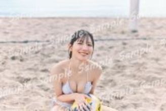日向坂46河田陽菜、水着姿でビーチバレー満喫 2nd写真集特典ポストカード第2弾公開【テイクオフ】