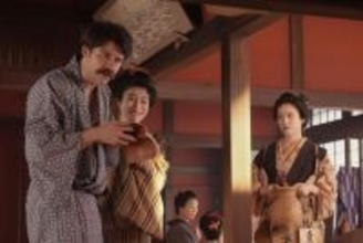 朝ドラ「ばけばけ」ヘブン(トミー・バストウ)の左目失明の真相 目玉焼きにも注目集まる「細かい演出」