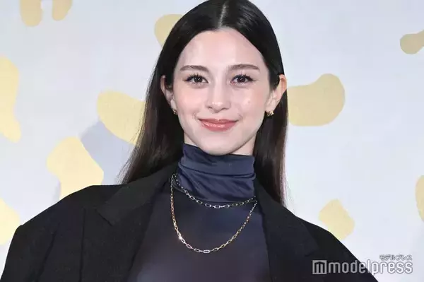 中条あやみ、ノースリーブドレス姿にファンうっとり「気品がすごい」「美しいシルエット」の声