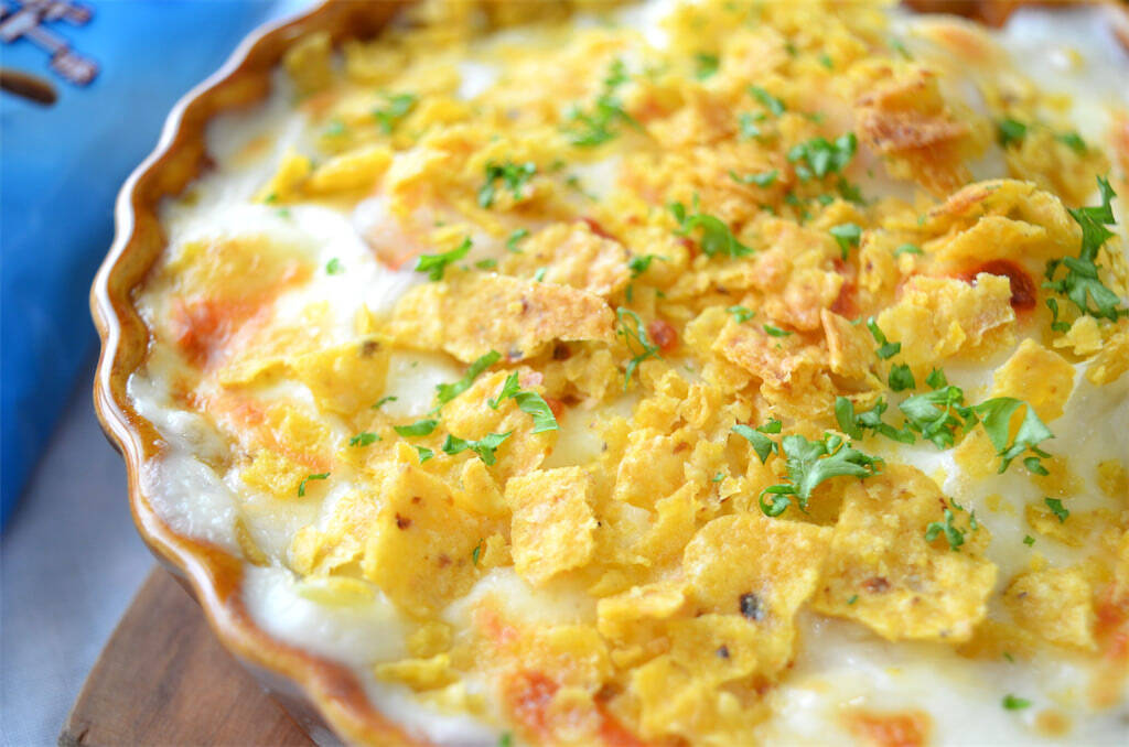 【スナック菓子でグラタン!?】驚きの時短術!ドリトスで「とろ〜り絶品シーフードグラタン」作ってみた!