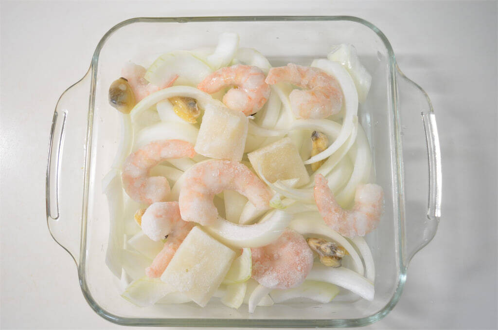 【スナック菓子でグラタン!?】驚きの時短術!ドリトスで「とろ〜り絶品シーフードグラタン」作ってみた!