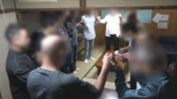 薬物依存だった56歳男性の過去と心境 幼少期から“血が入った注射器”を洗わされ…『ハートフルワールド』最新作