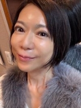 堀ちえみ、“若見え”目指したイメチェン姿に反響「若みえ通り越して幼く見える」「艶々で色っぽい」