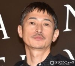 「クオリティ高すぎ」窪塚洋介、妻&息子&娘と『鬼滅の刃』コスプレ披露「ハロウィンは窪塚ファミリーが1番楽しみ」「長男様が男前」