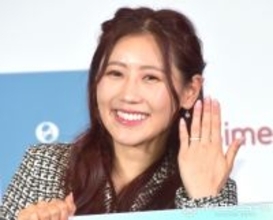 西野未姫、1歳長女&夫・極楽とんぼの山本圭壱との“ハロウィン風”家族3ショット「大きくなりましたね」「かわいすぎるぅー!」