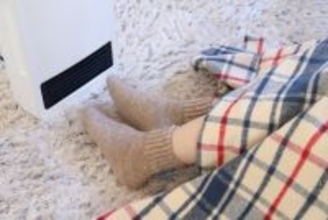 「もう布団から出るのが怖くない」冬の朝を変える“即暖” セラミックファンヒーター5選