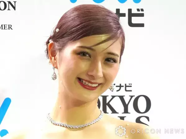 原宿系インフルエンサー・しなこ、“えまちゃん”倉田瑛茉と一緒に「ベビタッピ」 コラボに反響「北斗パパ大歓喜だよ!!」