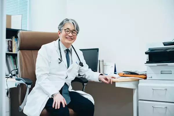 「不要どころか認知症のリスクを高めるだけ…循環器専門医が「患者から頼まれても出さない」と話す危ない薬の名前」の画像