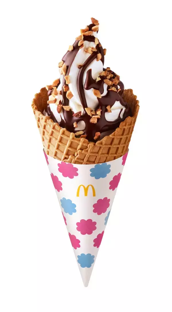 「ミルキーの味のままのマックシェイクがマクドナルドから登場!「ワッフルコーン いちごミルキーのままの味」も期間限定で発売」の画像