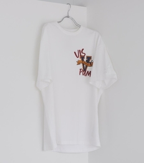 人気ブランド『VIS』とPUMAのコラボが登場！サッカーに着想のTシャツとスニーカーサンダルをラインナップ