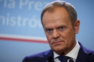 ポーランドのトゥスク首相に脅迫、スロバキア首相暗殺未遂後