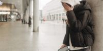 恋愛はもはや「公開処刑」──「晒される」SNS地獄が破壊したZ世代の自尊心