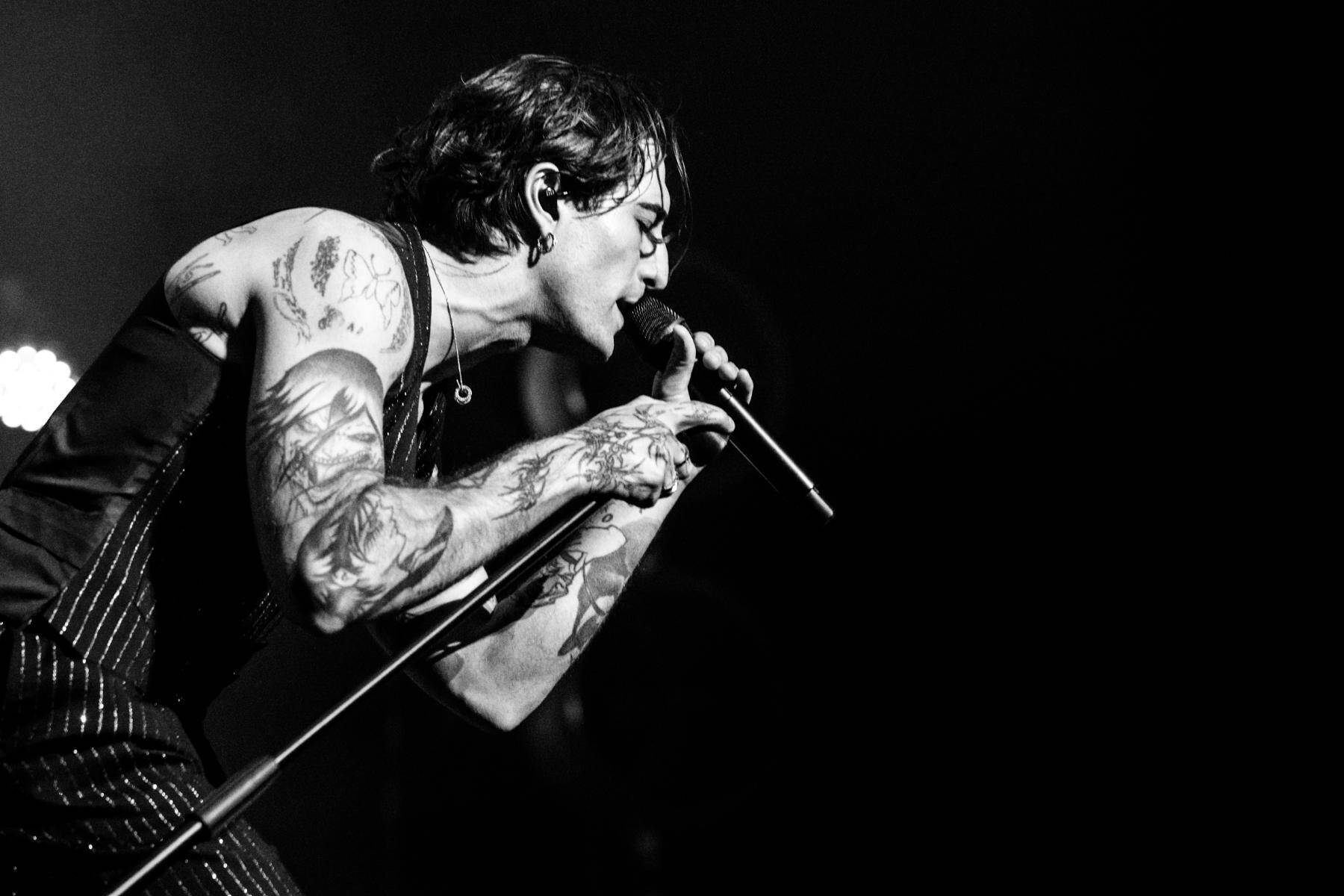 ダミアーノ・デイヴィッド来日公演を総括 ソロとして圧倒的なスケールを証明した三部構成