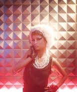 人気モデル松本恵奈が「エナ」名義で歌手デビュー