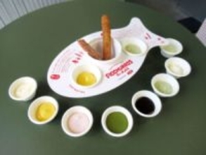 ニッスイの新提案 フィッシュソーセージがチュロス風スイーツに 11月7日まで原宿で体感イベント