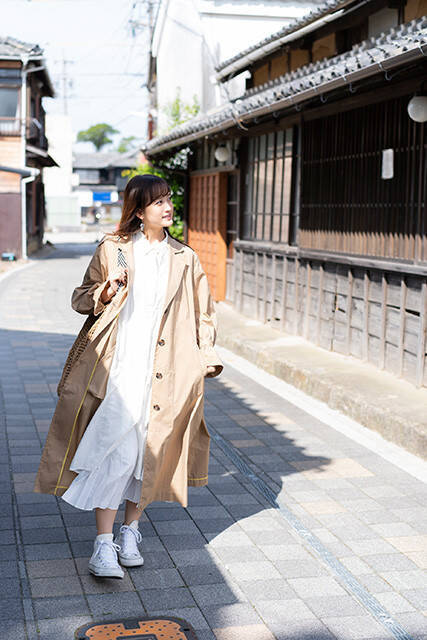 ５年ぶりにグラビア復帰した女優・小松彩夏が２週連続でデジタル写真集をリリース！「グラビアは自分を上げてくれる場所なので、褒め言葉が自信になってます」