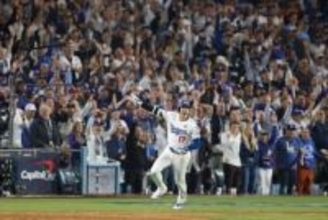 ドジャース、18回裏サヨナラ弾で第3戦 “劇的” 勝利も…“ジョーク” 炎上のロバーツ監督に集まる懸念