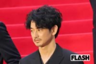 永山瑛太 ベッドでの点滴姿を披露で「体調不良?」ファンから心配の声 背景にメディア露出の激減ぶり