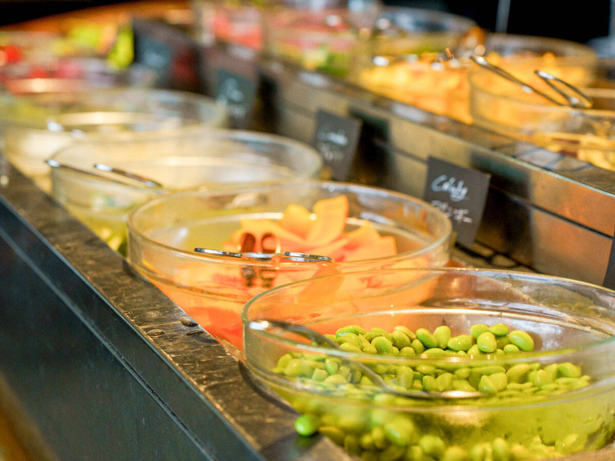 【東京モーニング】ここは海外!? ホテル併設『MORETHAN BAKERY』(新宿)のブッフェが絶品