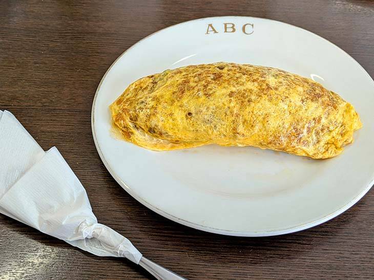 昔ながら正統スタイルから個性派まで。大阪の絶品オムライス5選