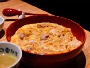 死ぬまでに食べたい至極の親子丼。リニューアルした人形町の老舗「玉ひで」の元祖親子丼の魅力とは?