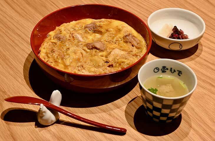 死ぬまでに食べたい至極の親子丼。リニューアルした人形町の老舗「玉ひで」の元祖親子丼の魅力とは?