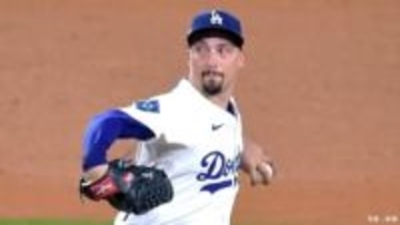 波乱の幕開け、ド軍先発スネルがいきなり2発浴びる 試合開始直後の2者連続弾はWS史上初、スタジアムは悲鳴