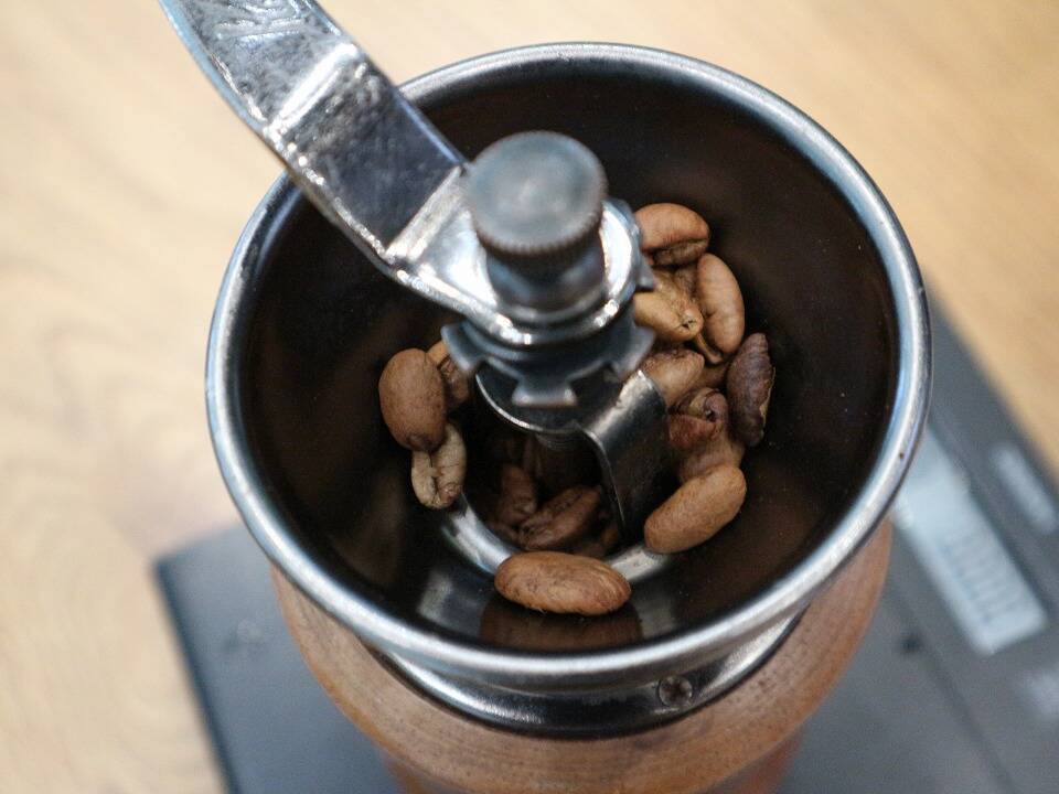 希少な沖縄産のコーヒーに魅せられる!ネスカフェ 原宿で貴重なコーヒー焙煎体験に挑戦