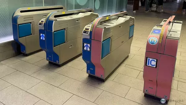 「特急ロマンスカー完全ガイド!現役4車種の特長や停車駅・展望席予約方法まで解説!箱根・小田原への旅や快適な出勤にも(小田急)」の画像