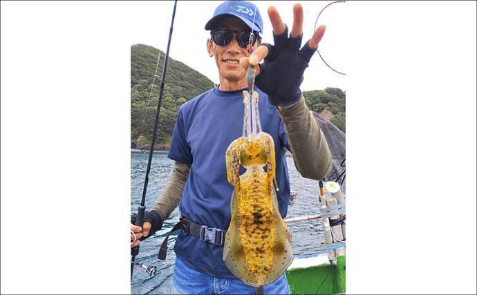 【沖のルアー釣果速報】ティップランでアオリイカ船中23匹!サオ頭は7匹をマーク(三重)