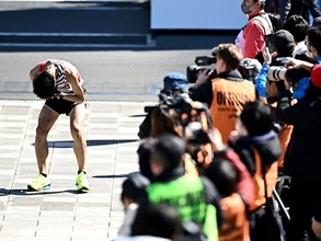 「5分50秒に届かない練習だった...」東京マラソンでパリ行きを逃した西山雄介ら有力選手3人　彼らの走りに何が足りなかったのか