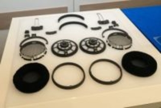 オーディオテクニカ“真の開放型”最上位「ATH-ADX7000」試聴展示、中身も見える