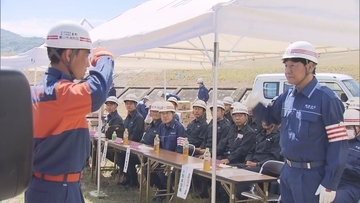 梅雨や台風シーズンを前に豊川で消防団員らが本番さながらの水防訓練