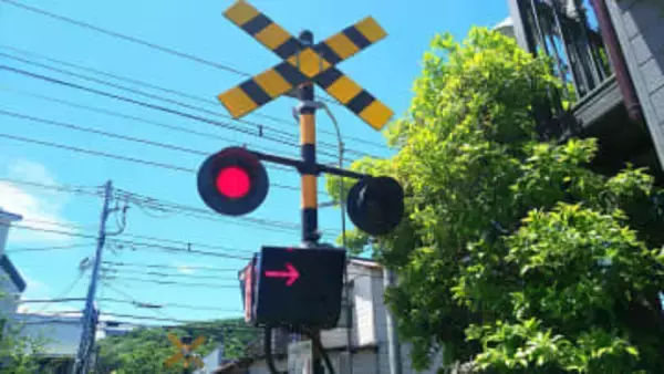 神奈川・大和の小田急線踏切で人身事故 相模大野ー大和間で一時運転見合わせ 9200人に影響