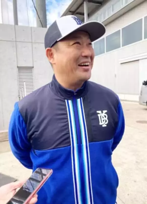 【DeNA】来季コーチ陣発表 三浦監督就任5年目 野手コーチに村田修一氏