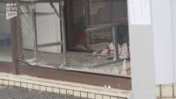 郵便局に高齢女性運転の軽乗用車が衝突 1人が軽傷か~山口・宇部