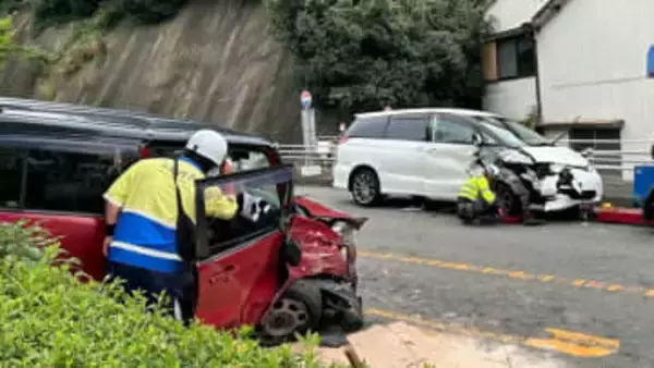 長崎市で車同士の衝突事故 付近の道路で最大2キロの渋滞