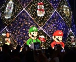 JR博多駅前でイルミネーション点灯式 マリオとルイージが登場