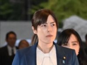 〝注射こわい〟Tシャツで…小野田紀美大臣〝注射動画〟に再脚光「目ギュッてしてんの可愛い」「嫌いなんだね」