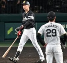 ソフトバンクが貴重な追加点 先発の大津亮介が攻撃でも起点に 柳町達の犠飛で中押し