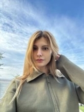 寒くてもヘソ出し…マギー〝女子人気高め〟姿に反響「へそ出しLooks可愛い」「とてもお綺麗です!」