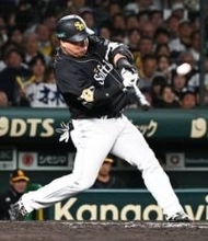 「早めに出たのが大きかった」ソフトバンクの逆転勝利呼んだ、山川穂高の2戦連発 4番復帰も「打順というより自分のリズムで」【日本シリーズ】