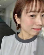 「攻めてる!」テレ朝お天気キャスター〝ビーチ〟で夏の思い出ショットに反響「たまんない」「スタイル良すぎ」「驚きました」