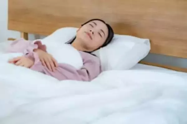 始めてる?「寝具の冬支度」 羽毛布団を快適に使うための“ポイント3点” クリーニングのプロが解説