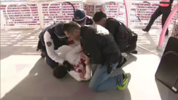 「万が一の事態に備えたい」”刃物を持った男が無差別殺傷事件”想定し福岡タワーで対処訓練