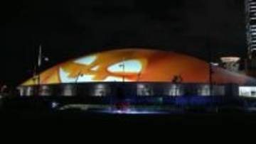 プロジェクションマッピングの試験上映 あなぶきアリーナ香川でハロウィーンをテーマに【香川】