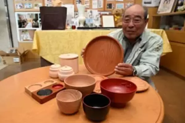 木工と漆塗りの共同作品展 11月1~3日に美作で