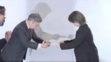 失職決定の田久保市長は時折涙を見せながら… 「進退は支援者と話し合う」 市長選への立候補は明言避ける 5カ月の在任期間を振り返り「一生懸命がんばった。やり切った」